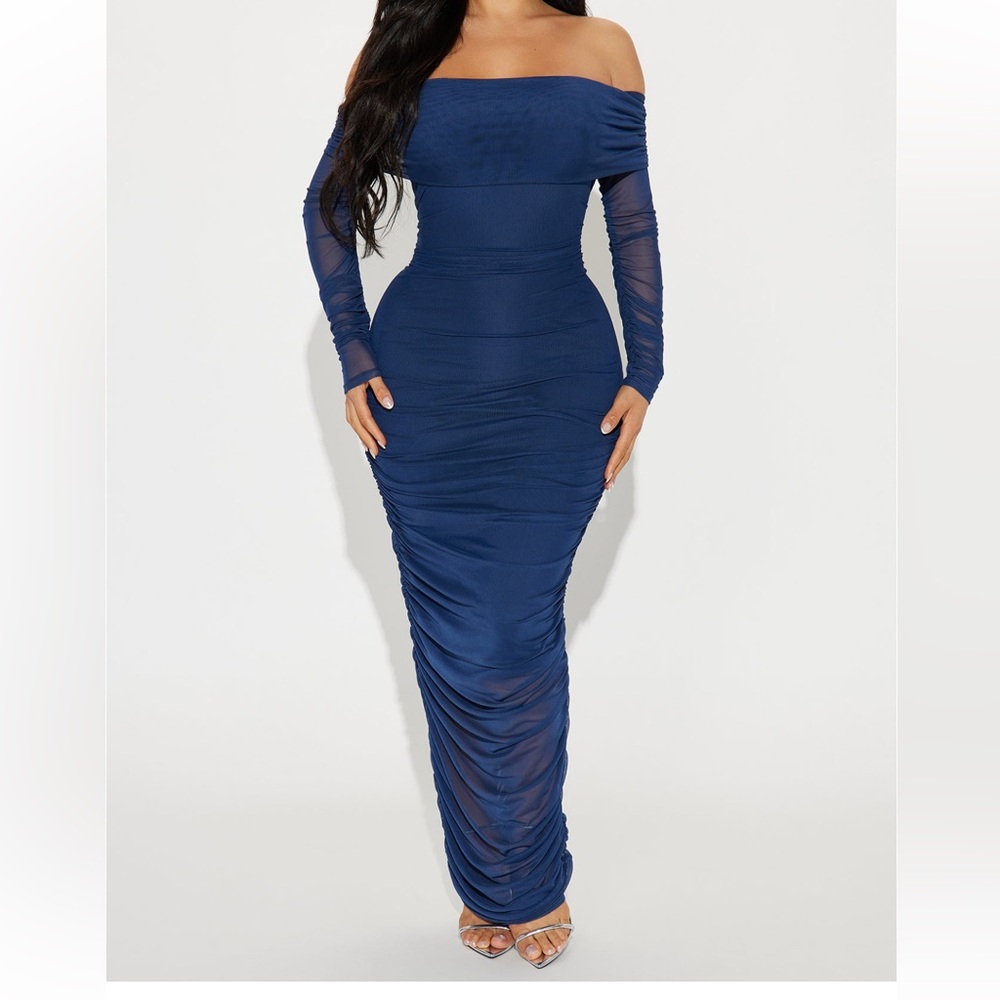 Elegant Off-Shoulder Navy Blue Dress